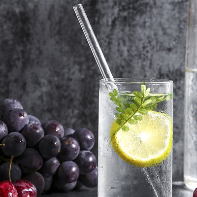6premium-glass-straw(15×220)-with-straw-felt-pouch-set-0.474702001756285713